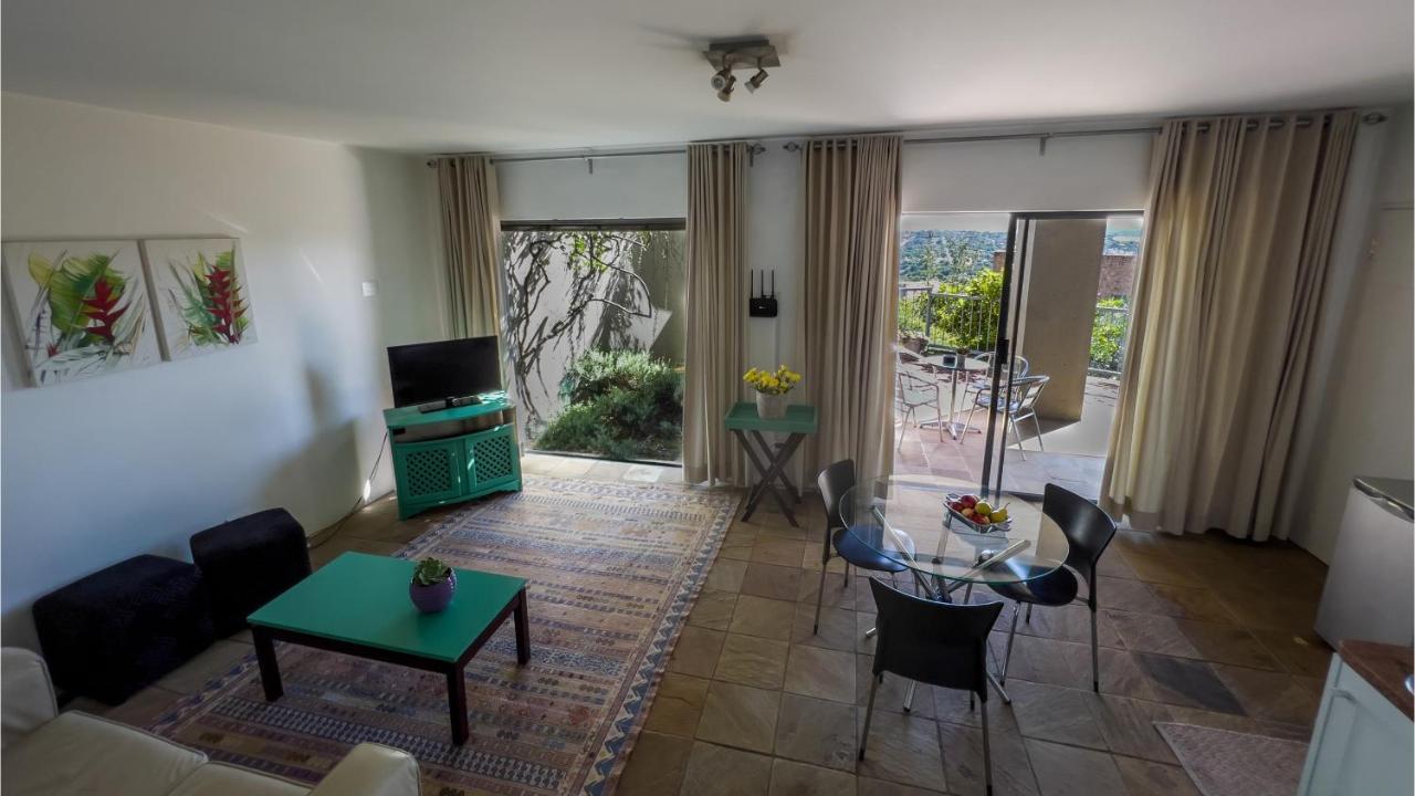 Orangerie Guest House Johannesburg Dış mekan fotoğraf